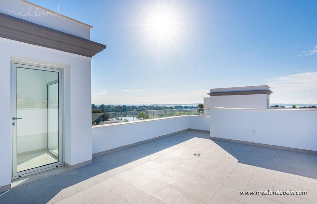 4 soveværelse Villa til salg i Ciudad Quesada med swimmingpool garage - € 985.000 (Ref: 7382554)