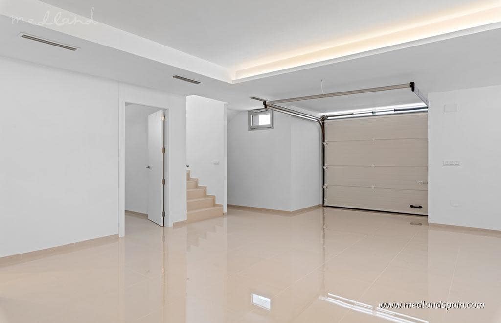 4 soveværelse Villa til salg i Ciudad Quesada med swimmingpool garage - € 985.000 (Ref: 7382554)