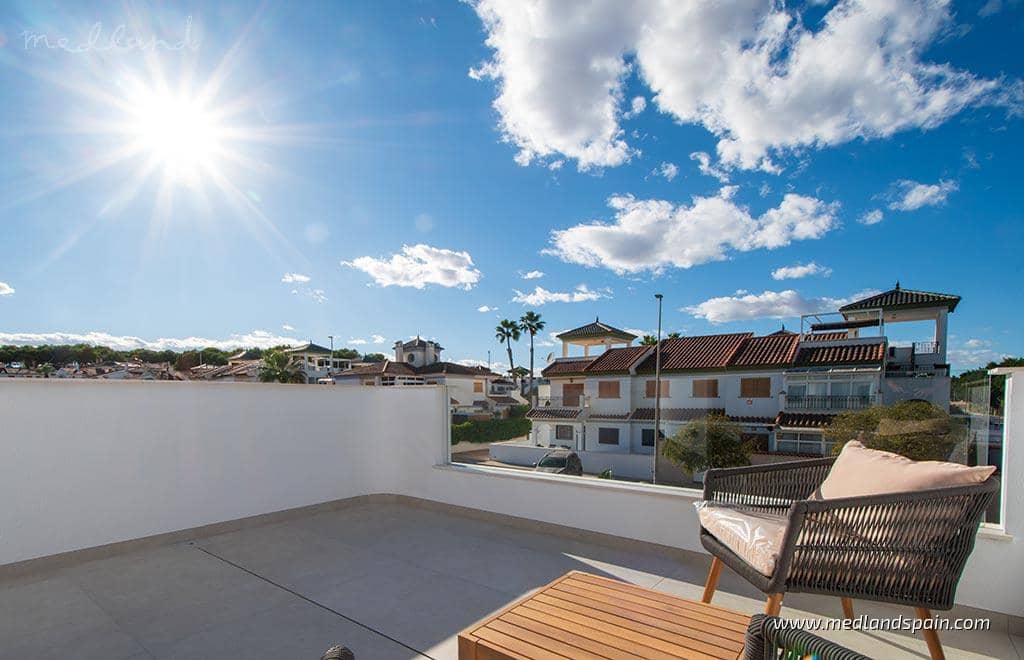 3 soveværelse Villa til salg i Pilar de la Horadada med swimmingpool garage - € 539.900 (Ref: 7427709)