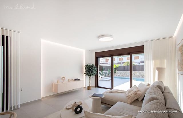 3 sypialnia Willa na sprzedaż w Mil Palmeras, Pilar de la Horadada z basenem garażem - 559 900 € (Ref: 7427709)