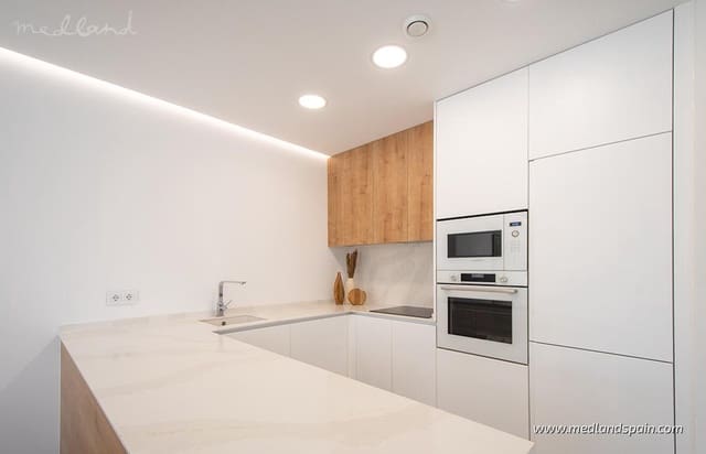 3 sypialnia Willa na sprzedaż w Mil Palmeras, Pilar de la Horadada z basenem garażem - 559 900 € (Ref: 7427709)
