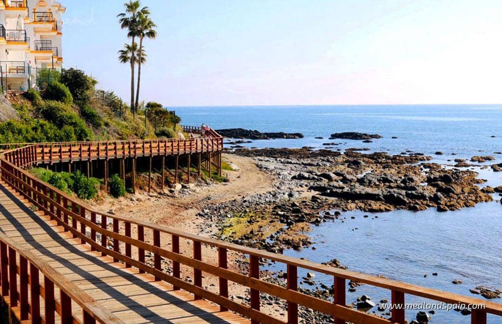 3 makuuhuone Huoneisto myytävänä paikassa Mijas Costa mukana uima-altaan 
autotalli - 466 000 € (Ref: 7461255)