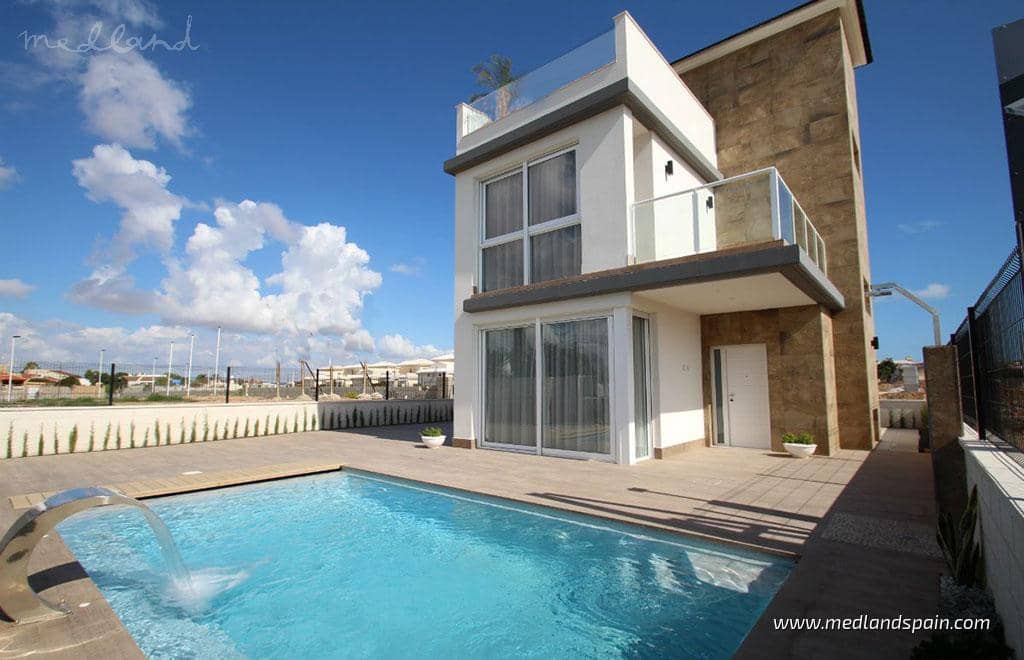 4 sovrum Villa till salu i San Miguel de Salinas med pool garage - 630 000 € (Ref: 7477254)