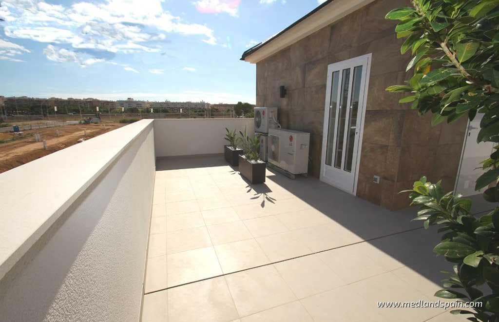 4 sovrum Villa till salu i San Miguel de Salinas med pool garage - 630 000 € (Ref: 7477254)