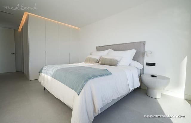3 soverom Villa til salgs i Polop med svømmebasseng garasje - € 985 000 (Ref: 7494204)