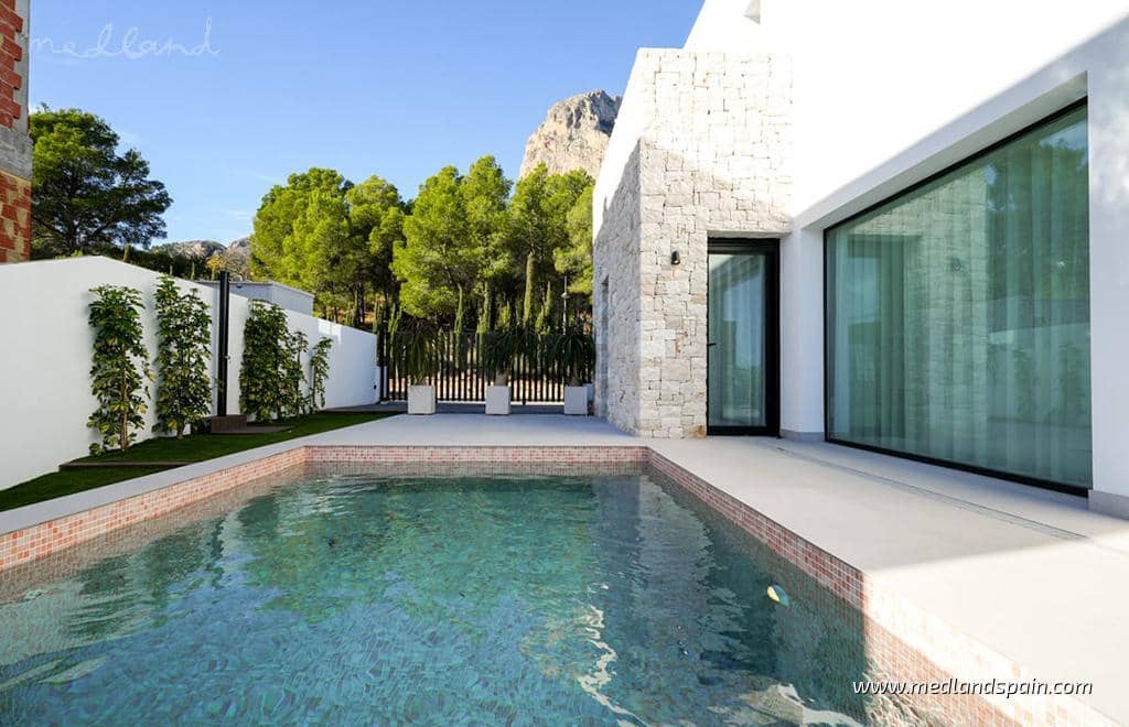 3 soverom Villa til salgs i Polop med svømmebasseng garasje - € 985 000 (Ref: 7494204)