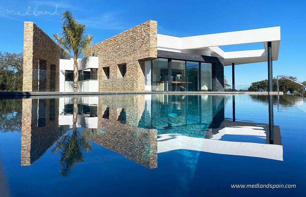 6 soveværelse Villa til salg i Sotogrande med swimmingpool garage - € 4.500.000 (Ref: 7573706)