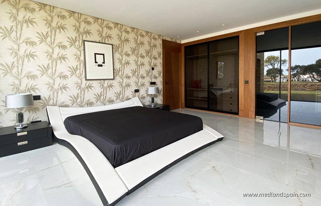 6 soveværelse Villa til salg i Sotogrande med swimmingpool garage - € 4.500.000 (Ref: 7573706)