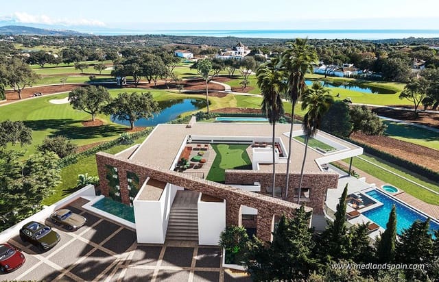 6 makuuhuone Huvila myytävänä paikassa Sotogrande, San Roque mukana uima-altaan 
autotalli - 4 500 000 € (Ref: 7573706)