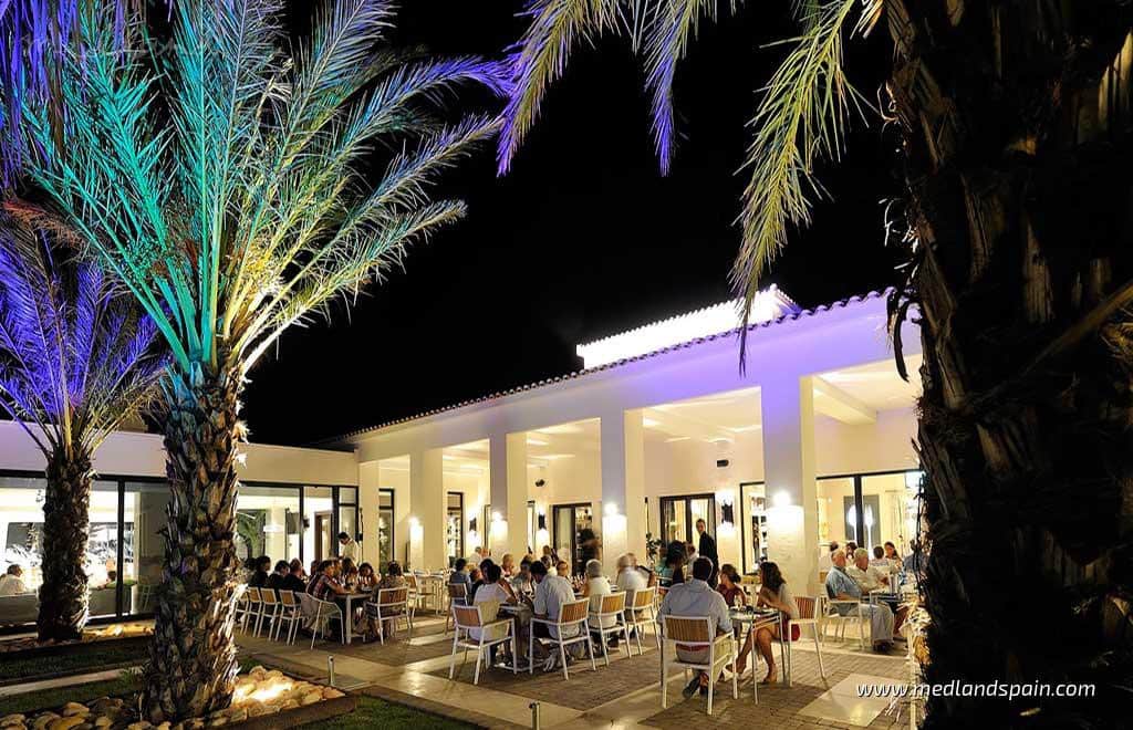 3 soverom Villa til salgs i Las Colinas Golf med svømmebasseng garasje - € 2 365 000 (Ref: 7581819)