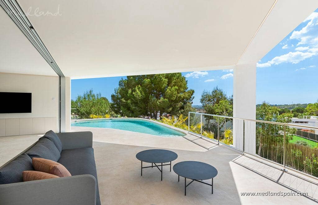 Chalet de 3 habitaciones en Dehesa de Campoamor en venta con piscina garaje - 2.365.000 € (Ref: 7581819)