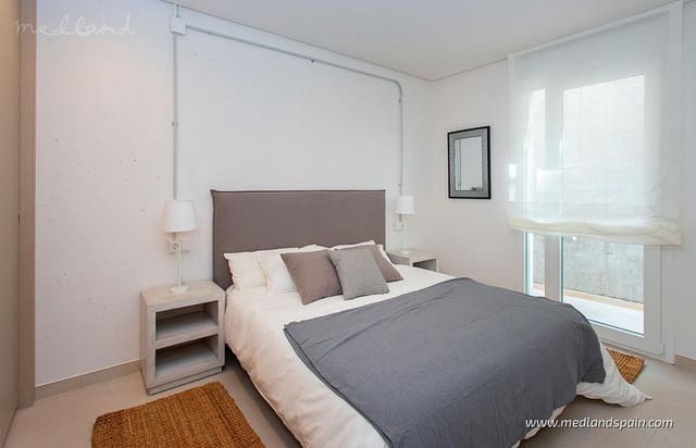 3 bedroom Villa for sale in Hondón de las Nieves with garage - € 357,250 (Ref: 7622408)