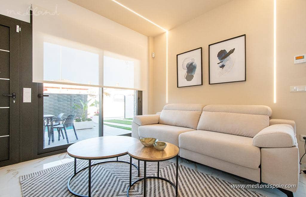 3 slaapkamer Villa te koop in Los Montesinos met zwembad garage - € 499.000 (Ref: 7648950)