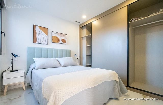 3 soverom Villa til salgs i Los Montesinos med svømmebasseng garasje - € 499 000 (Ref: 7648950)