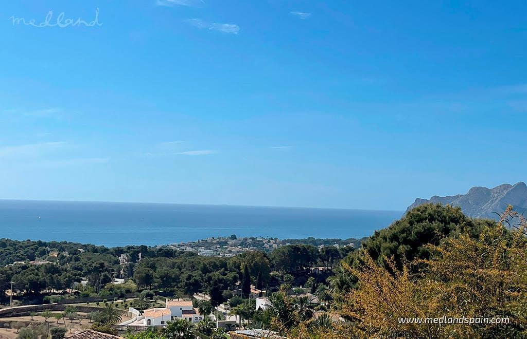 4 bedroom Villa for sale in Benissa with pool garage - € 2,200,000 (Ref: 7666989)