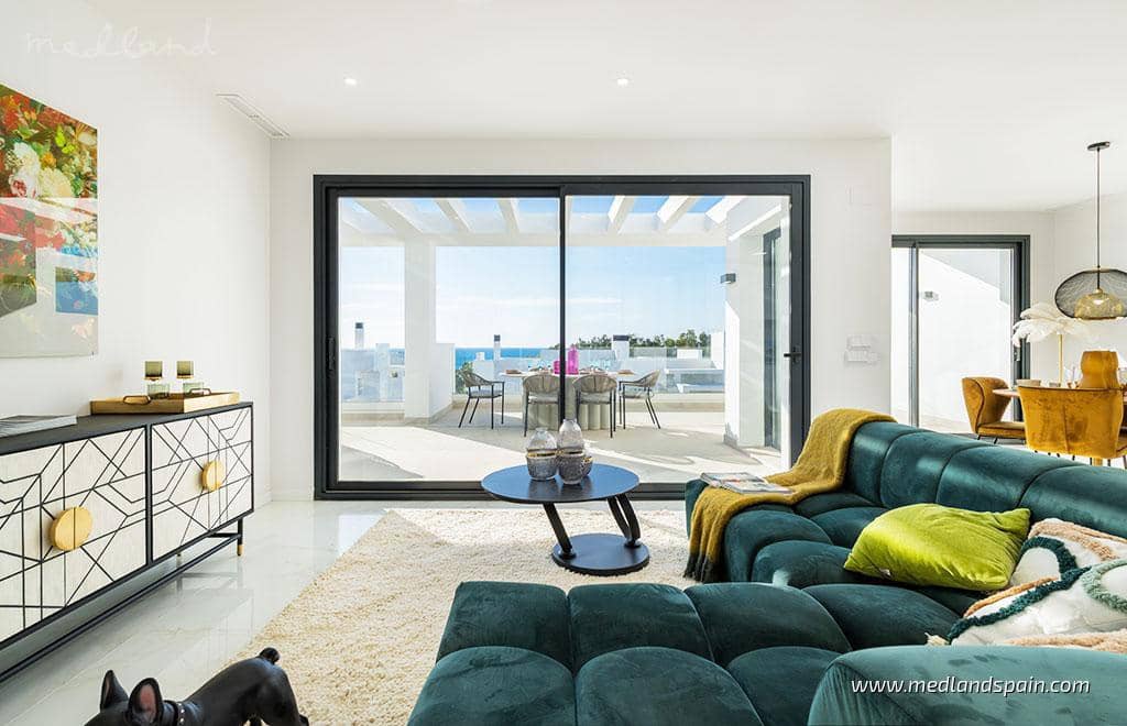 3 chambre Appartement à vendre à Estepona avec piscine garage - 725 000 € (Ref: 7702419)