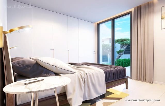 3 Zimmer Villa zu verkaufen in Cabo Roig, Orihuela mit Pool Garage - 760.000 € (Ref: 7729774)