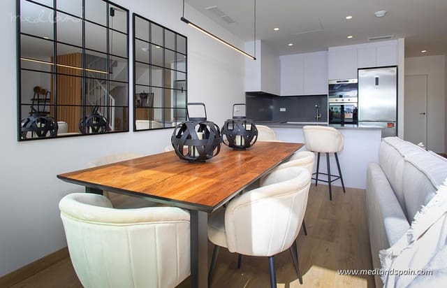 3 chambre Maison de Ville à vendre à Alicante ville avec piscine garage - 365 000 € (Ref: 7729775)