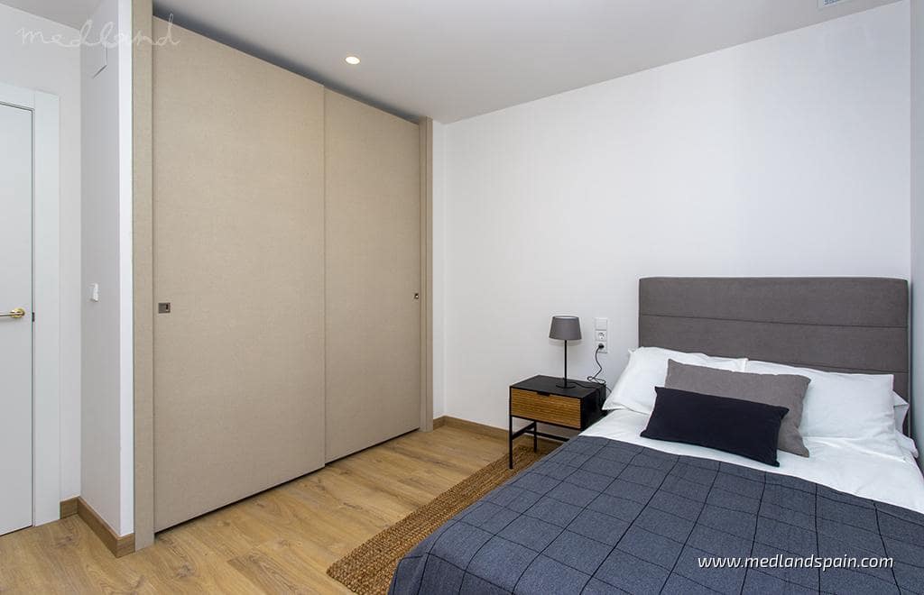 3 bedroom Townhouse for sale in Alicante / Alacant city with pool garage - € 365,000 (Ref: 7729775)