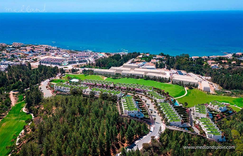 4 soveværelse Byhus til salg i Mijas Costa med swimmingpool garage - € 1.046.000 (Ref: 7790104)