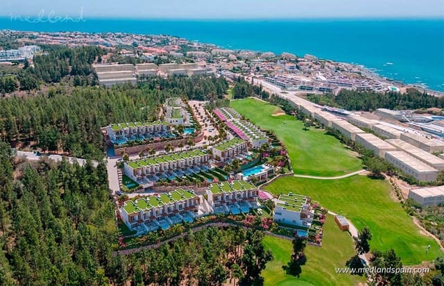 4 makuuhuone Omakotitalo myytävänä paikassa Mijas Costa, Mijas mukana uima-altaan 
autotalli - 1 046 000 € (Ref: 7790104)