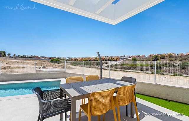 3 soveværelse Villa til salg i Algorfa med swimmingpool garage - € 445.000 (Ref: 7832849)