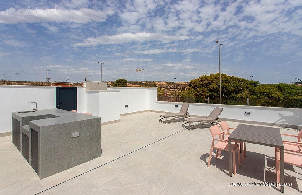 3 soveværelse Byhus til salg i Sucina med swimmingpool garage - € 359.900 (Ref: 7923900)