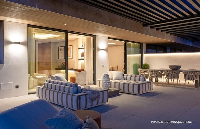 2 bedroom Apartment for sale in Estepona with pool garage - € 2,310,000 (Ref: 7999192)