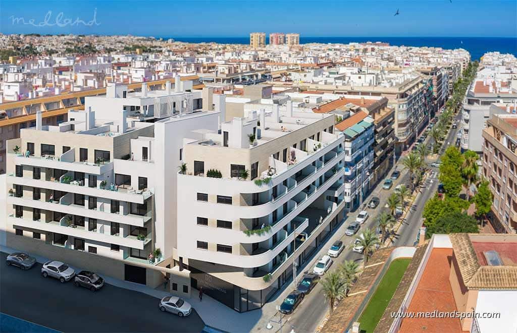 3 soveværelse Lejlighed til salg i Torrevieja med swimmingpool - € 460.000 (Ref: 8038250)