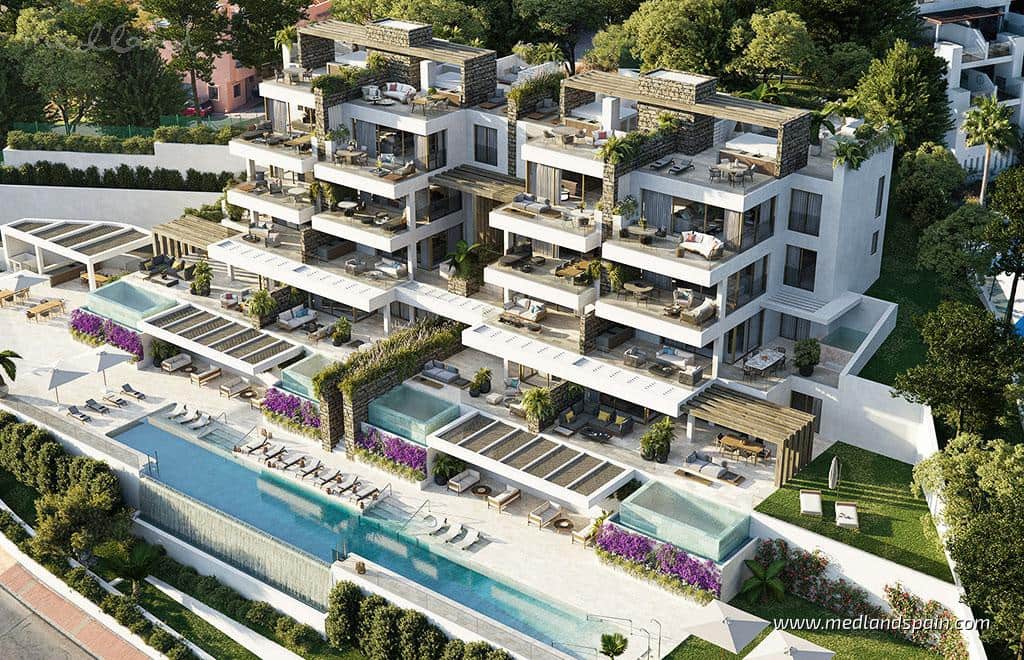 2 bedroom Apartment for sale in Mijas Costa with pool garage - € 815,000 (Ref: 8113375)