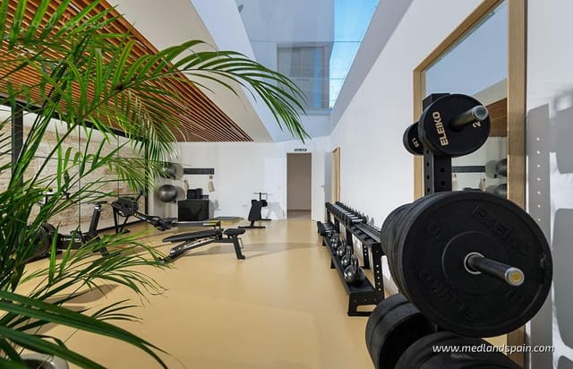 2 chambre Appartement à vendre à Mijas Costa, Mijas avec piscine garage - 815 000 € (Ref: 8113375)