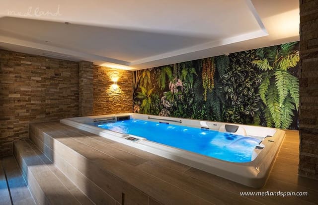 2 chambre Appartement à vendre à Mijas Costa, Mijas avec piscine garage - 815 000 € (Ref: 8113375)