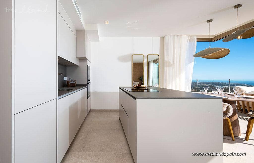 2 sypialnia Apartament na sprzedaż w Mijas Costa z basenem garażem - 915 000 € (Ref: 8113377)