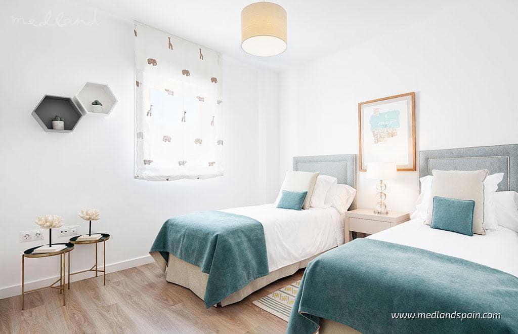 3 sovrum Lägenhet till salu i Nueva Andalucia med pool - 455 000 € (Ref: 8142345)