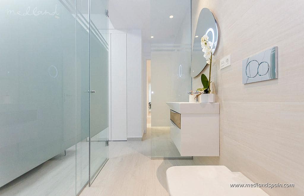 2 bedroom Apartment for sale in Benijofar with pool - € 441,000 (Ref: 8177523)