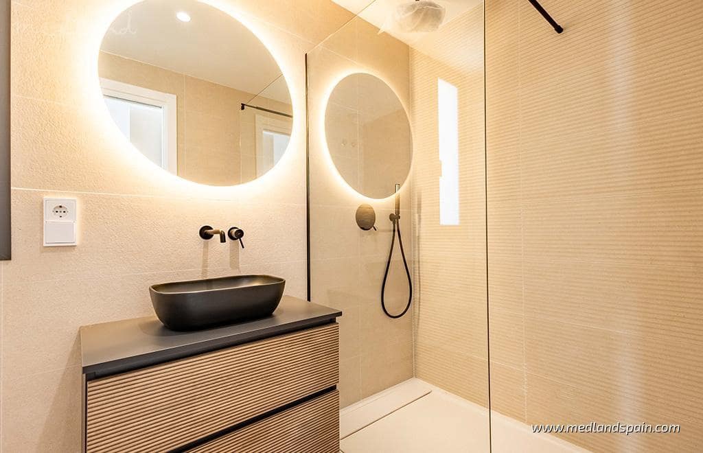 3 quarto Moradia para venda em Polop com garagem - 540 000 € (Ref: 8216274)