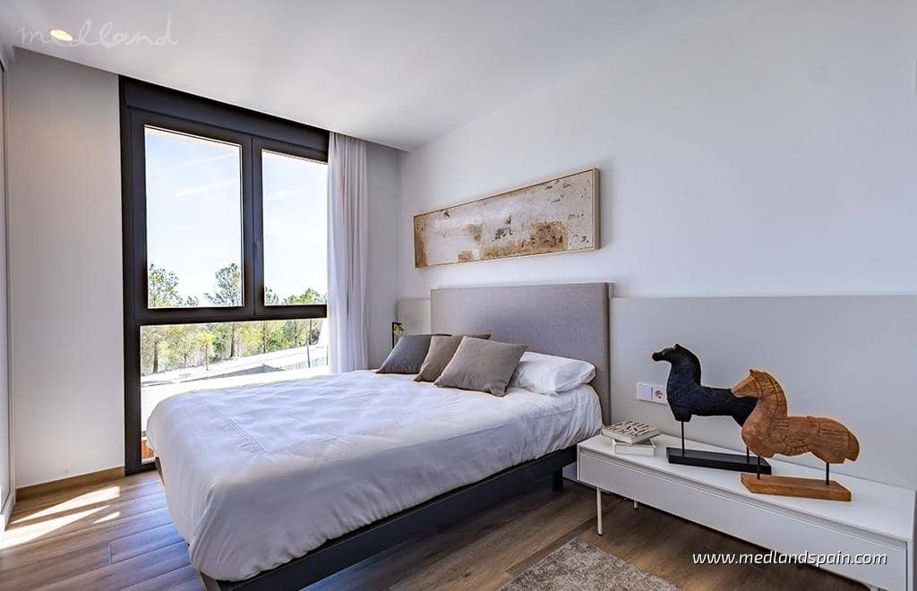 3 bedroom Villa for sale in Polop with garage - € 545,000 (Ref: 8216280)