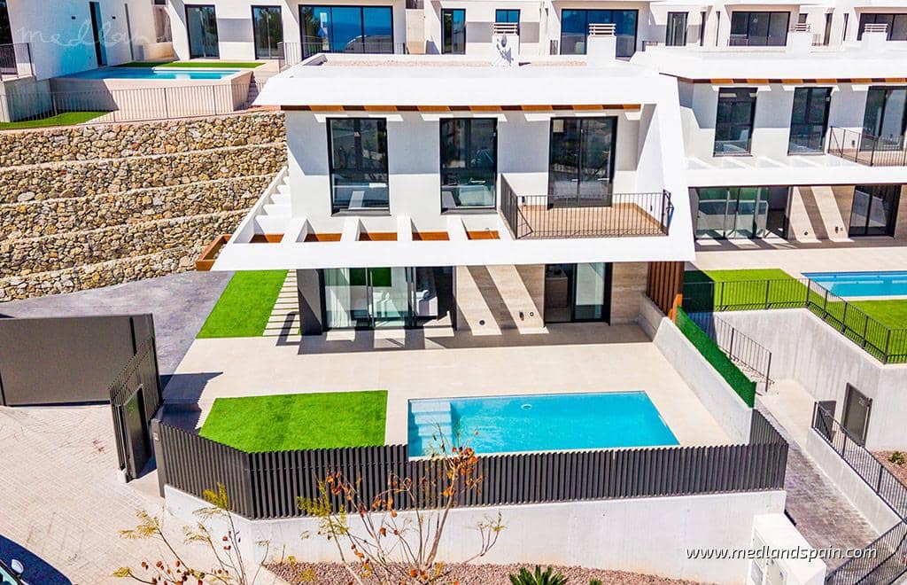 3 sovrum Villa till salu i Polop med garage - 570 400 € (Ref: 8216280)