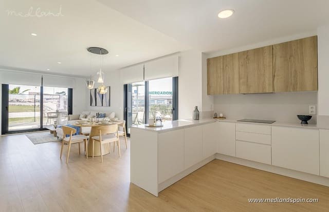 2 soveværelse Lejlighed til salg i La Mata, Torrevieja med swimmingpool garage - € 310.000 (Ref: 8245474)