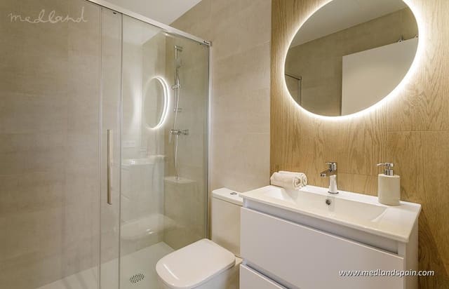 2 soveværelse Lejlighed til salg i La Mata, Torrevieja med swimmingpool garage - € 310.000 (Ref: 8245474)