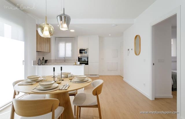 2 slaapkamer Appartement te koop in La Mata, Torrevieja met zwembad garage - € 540.000 (Ref: 8245475)