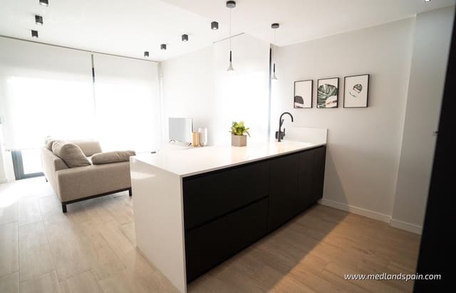 3 quarto Casa em Banda para venda em Villamartin, Orihuela com piscina garagem - 355 000 € (Ref: 8327522)