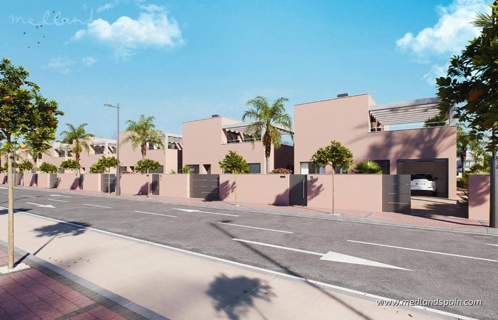 3 soveværelse Villa til salg i Roldan med swimmingpool garage - € 995.000 (Ref: 8333930)