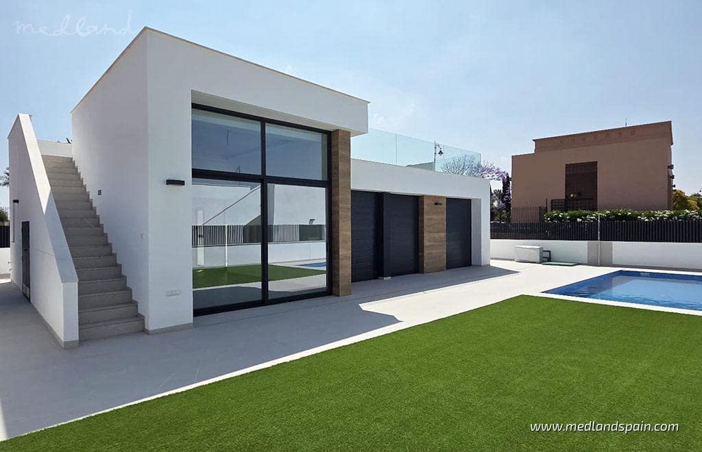3 bedroom Villa for sale in Condado de Alhama with pool garage - € 345,000 (Ref: 8359838)