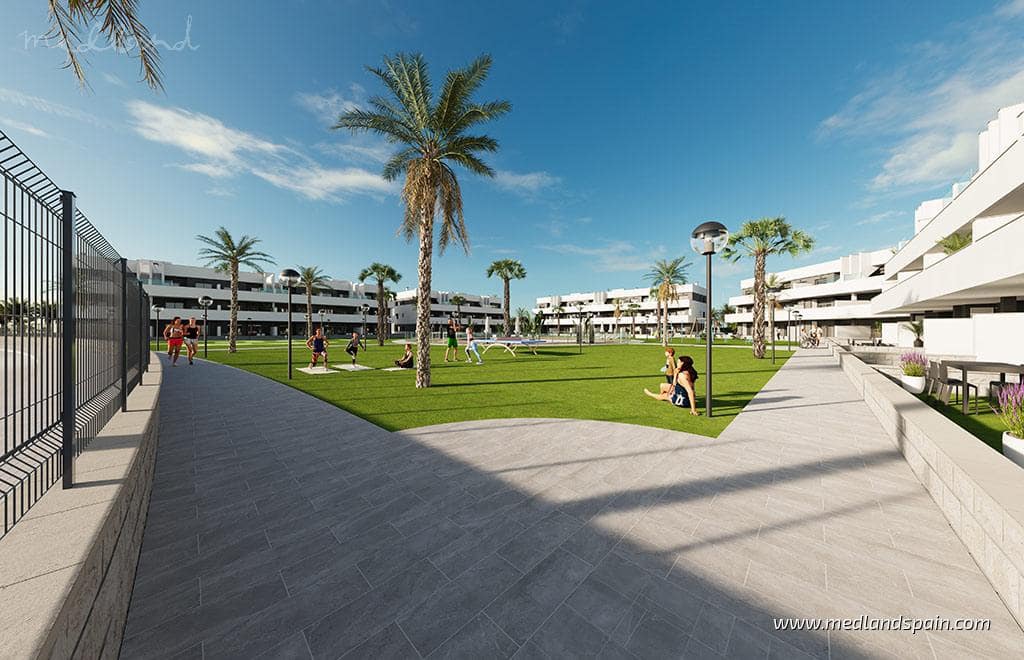 2 slaapkamer Appartement te koop in Guardamar del Segura met zwembad garage - € 225.000 (Ref: 8373925)