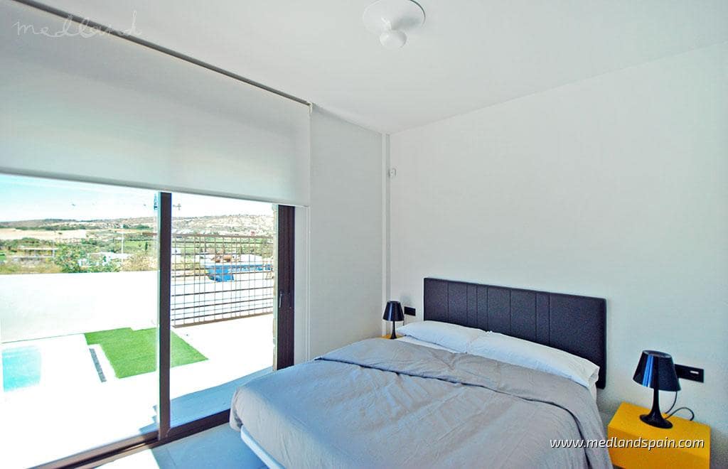 3 bedroom Villa for sale in Algorfa with pool garage - € 535,000 (Ref: 8377848)