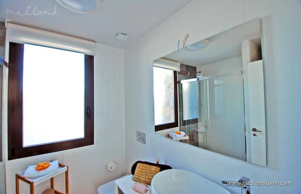 3 bedroom Villa for sale in Algorfa with pool garage - € 535,000 (Ref: 8377848)