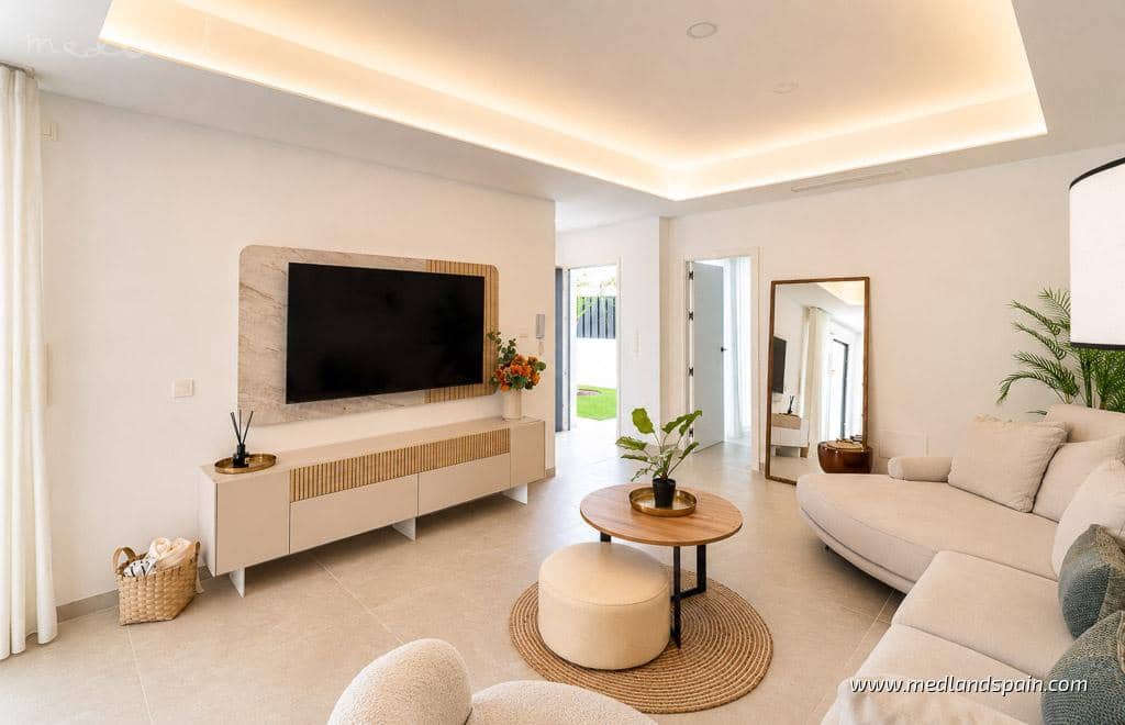 3 soverom Villa til salgs i Roldan med svømmebasseng garasje - € 379 950 (Ref: 8397031)