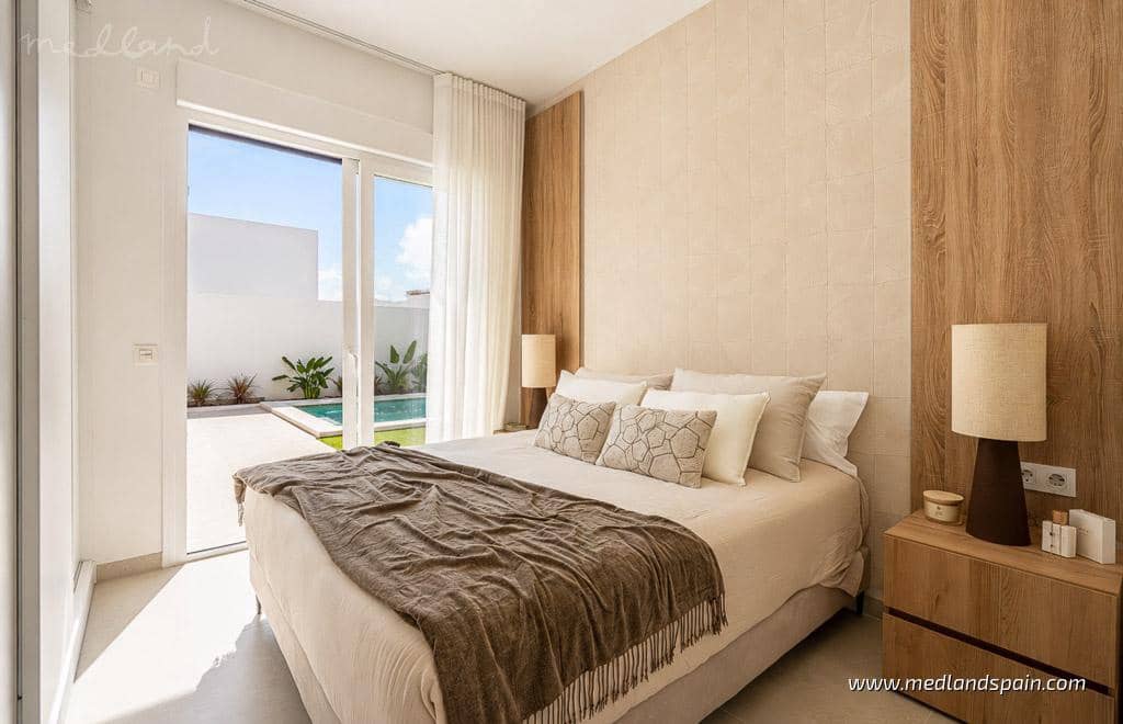 3 soverom Villa til salgs i Roldan med svømmebasseng garasje - € 379 950 (Ref: 8397031)