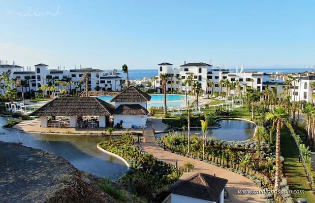 2 quarto Apartamento para venda em Altos de Estepona, Estepona com piscina garagem - 871 442 € (Ref: 8405130)